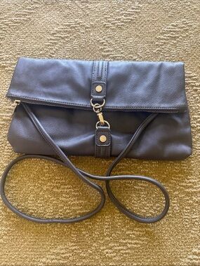 Steve Madden - Fold-Over Crossbody Clutch in Dark Gray